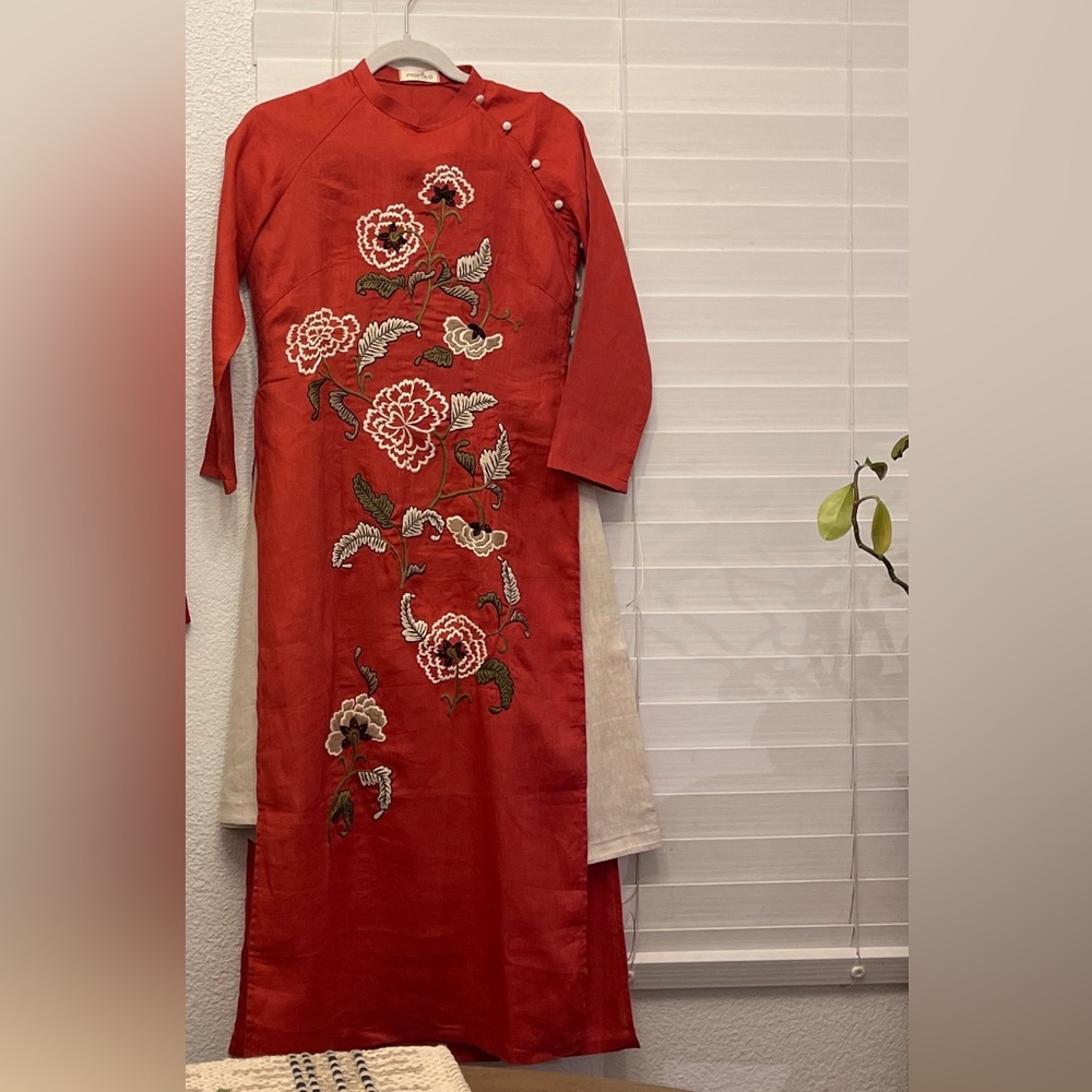 Vietnamese ao dai unique hand embroidered florals on linen